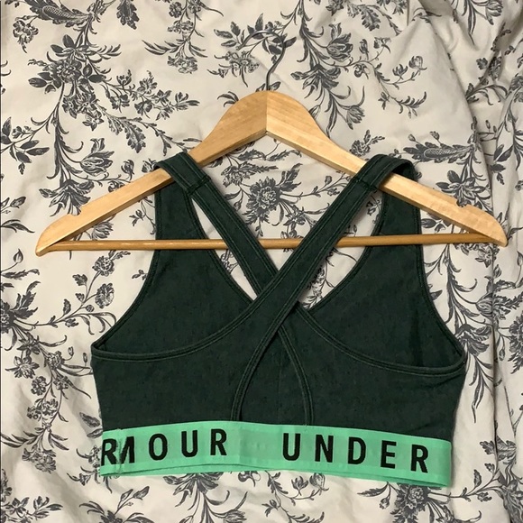 💚 Under Armour Sports Bra - Small - Fitted - Picture 2 of 4
